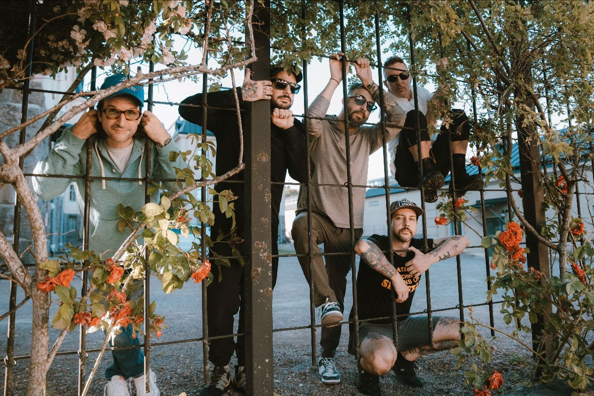 Better Lovers Share New Power Ballad, ‘At All Times’