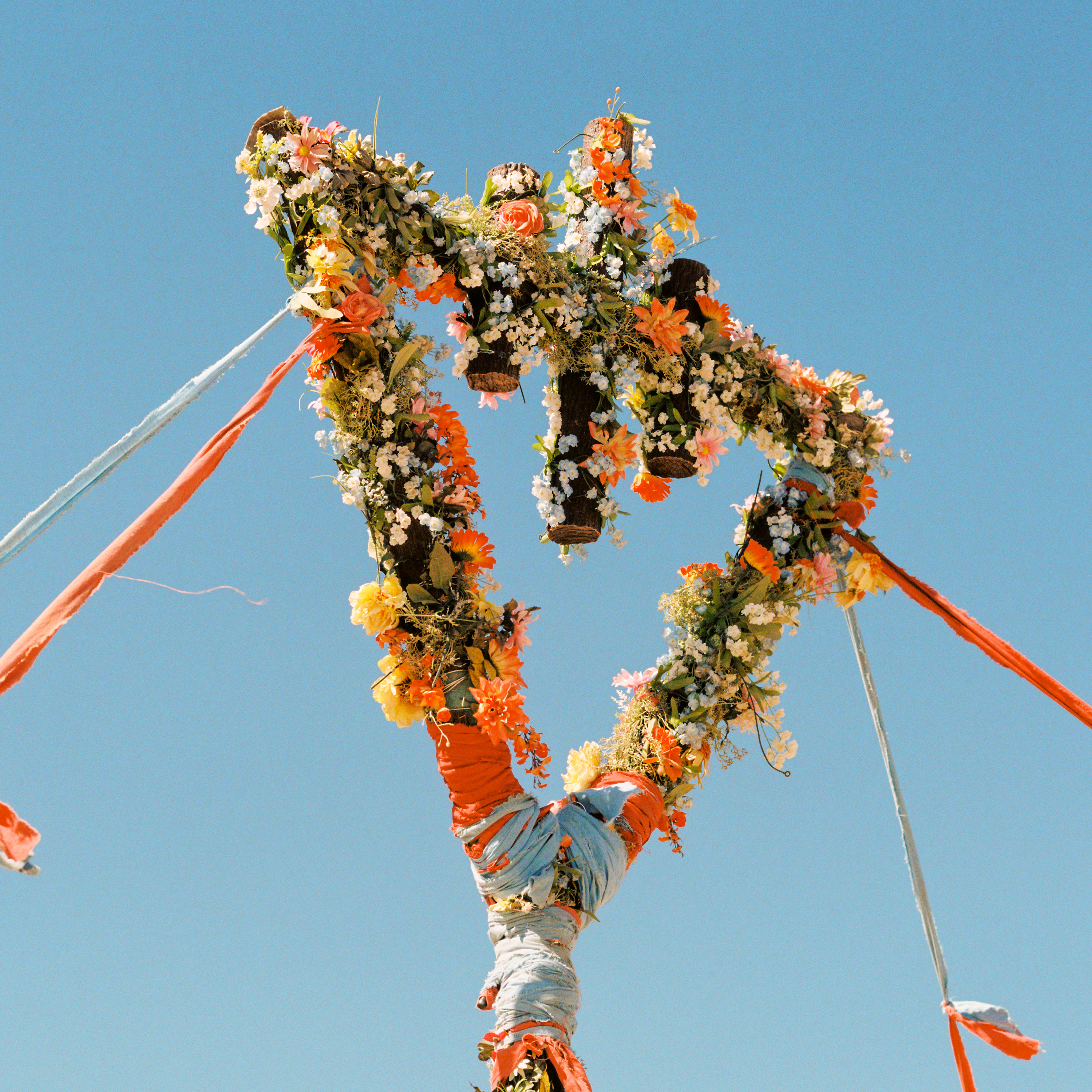 ALBUM REVIEW: The Devil Wears Prada – Flowers